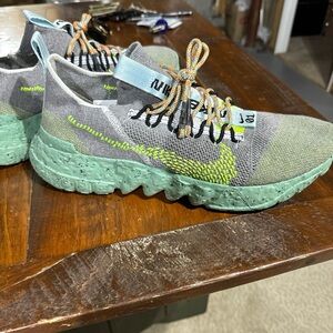 Nike Space Hippie 01 Green Size 13